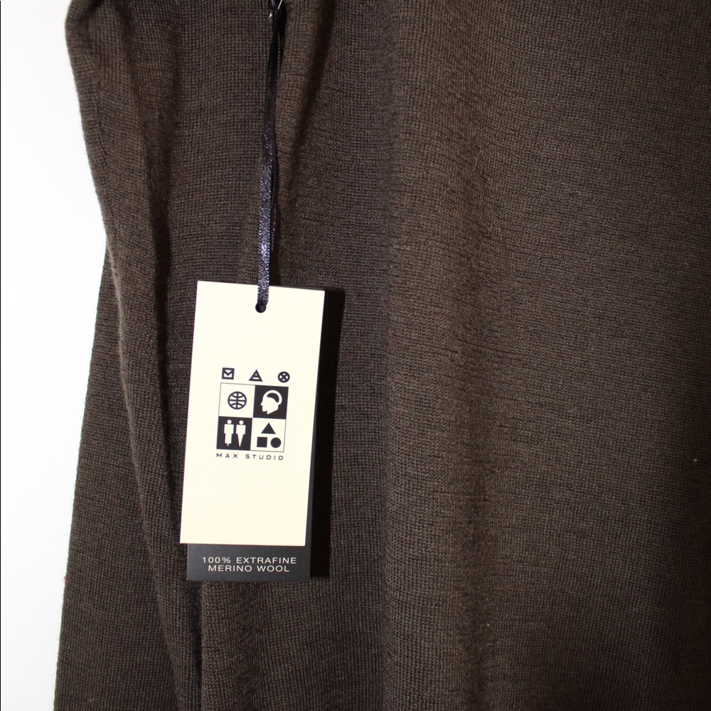 Long sleeve sweater
